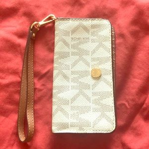 Michael kors Phone purse